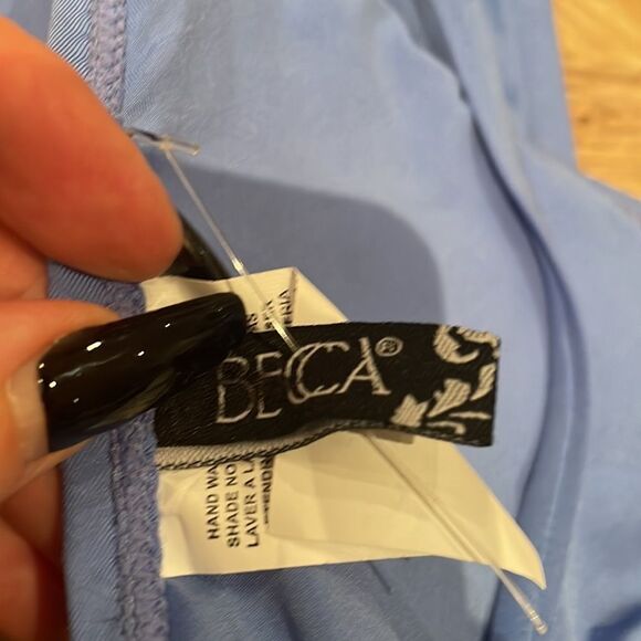 BECCA blue triangle bikini top medium new no tags - Picture 4 of 6